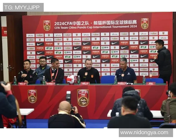 赛后分析:成都足球队与南京足球队精彩配合的深度解读与总结 赛后分析:成都足球队与南京足球队精彩配合的深度解读与总结