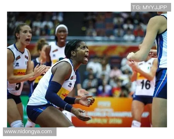 重庆排球队在世锦赛积分榜上以83分稳居第一名引发关注