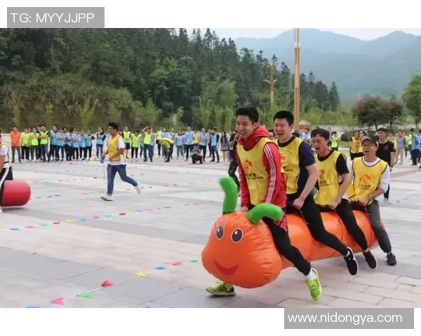 重庆排球队的力量变革引发热议展现新时代竞技精神与团队合作魅力 重庆排球队的力量变革引发热议展现新时代竞技精神与团队合作魅力