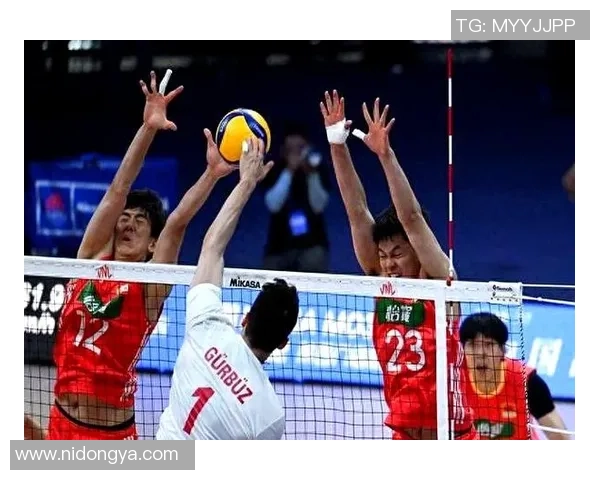 杭州排球队在奥运会上的速度表现引发热议与期待 杭州排球队在奥运会上的速度表现引发热议与期待